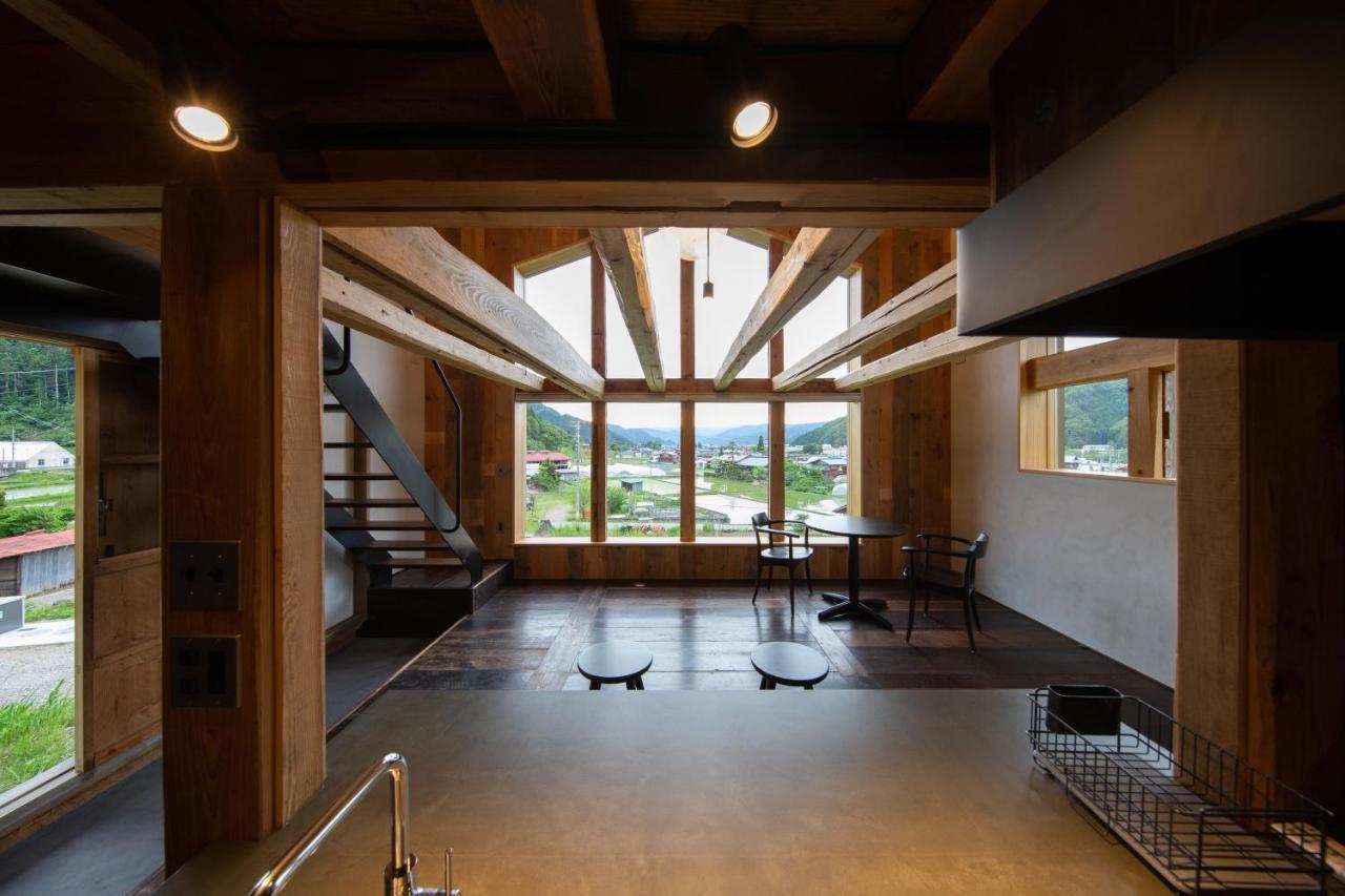 Haku 100-Year-Old Quaint Japanese Style Villa Takayama  Exterior photo